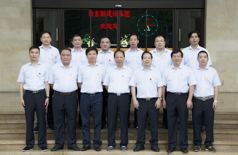 久久久www成人免费无遮挡大片