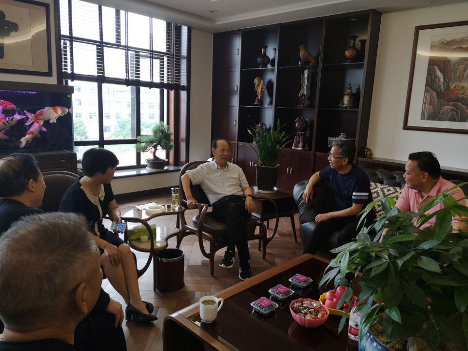 久久久www成人免费无遮挡大片