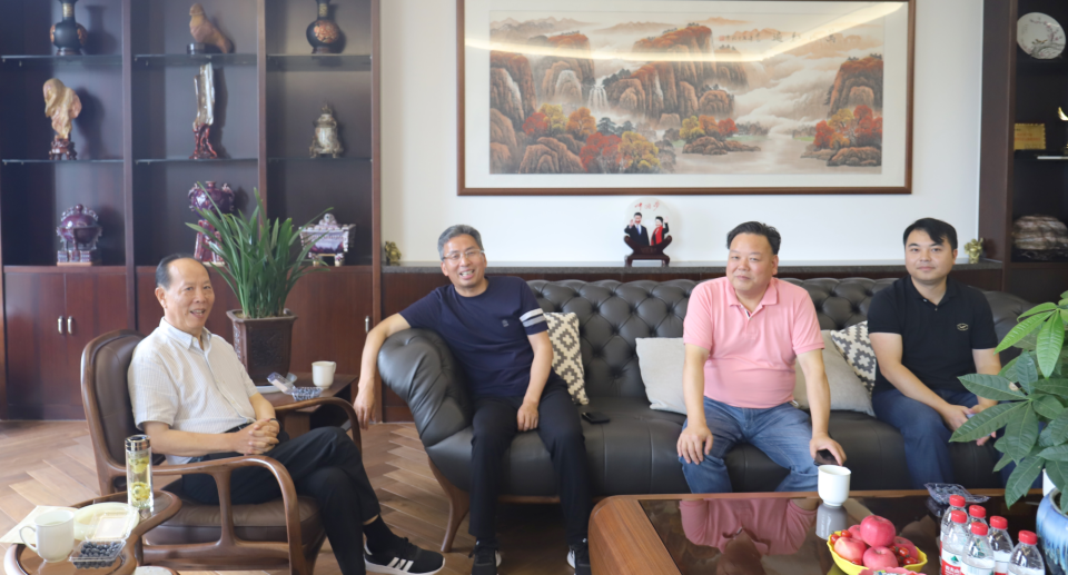 久久久www成人免费无遮挡大片