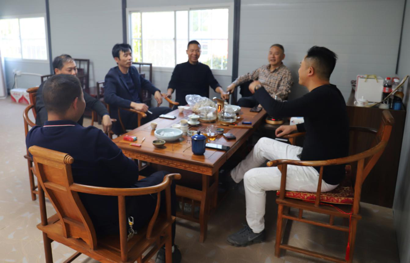 久久久www成人免费无遮挡大片