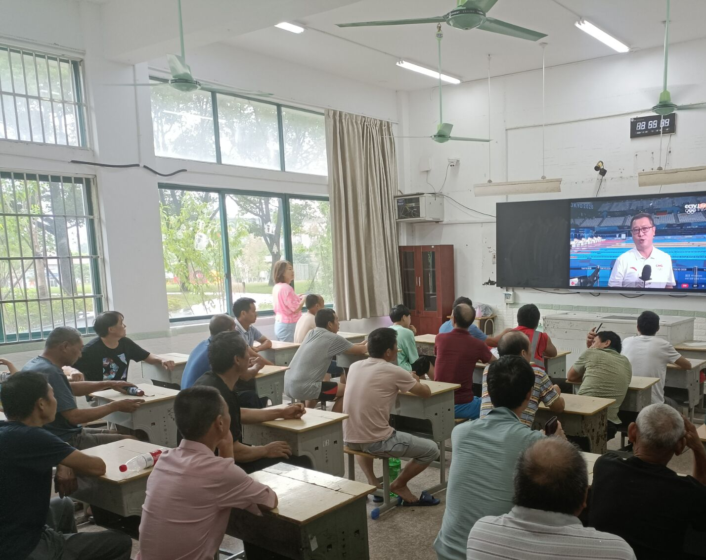 久久久www成人免费无遮挡大片