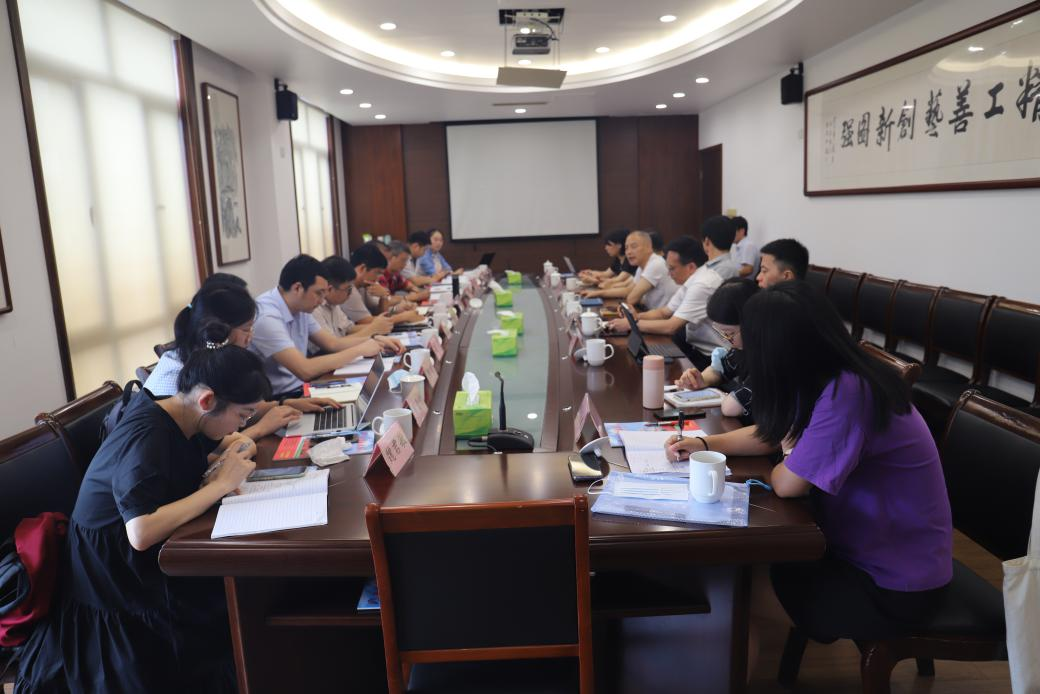 久久久www成人免费无遮挡大片