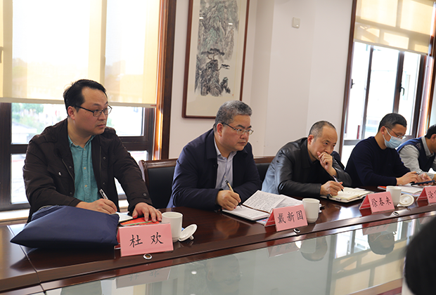 久久久www成人免费无遮挡大片