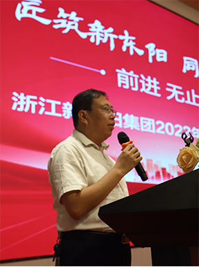 久久久www成人免费无遮挡大片