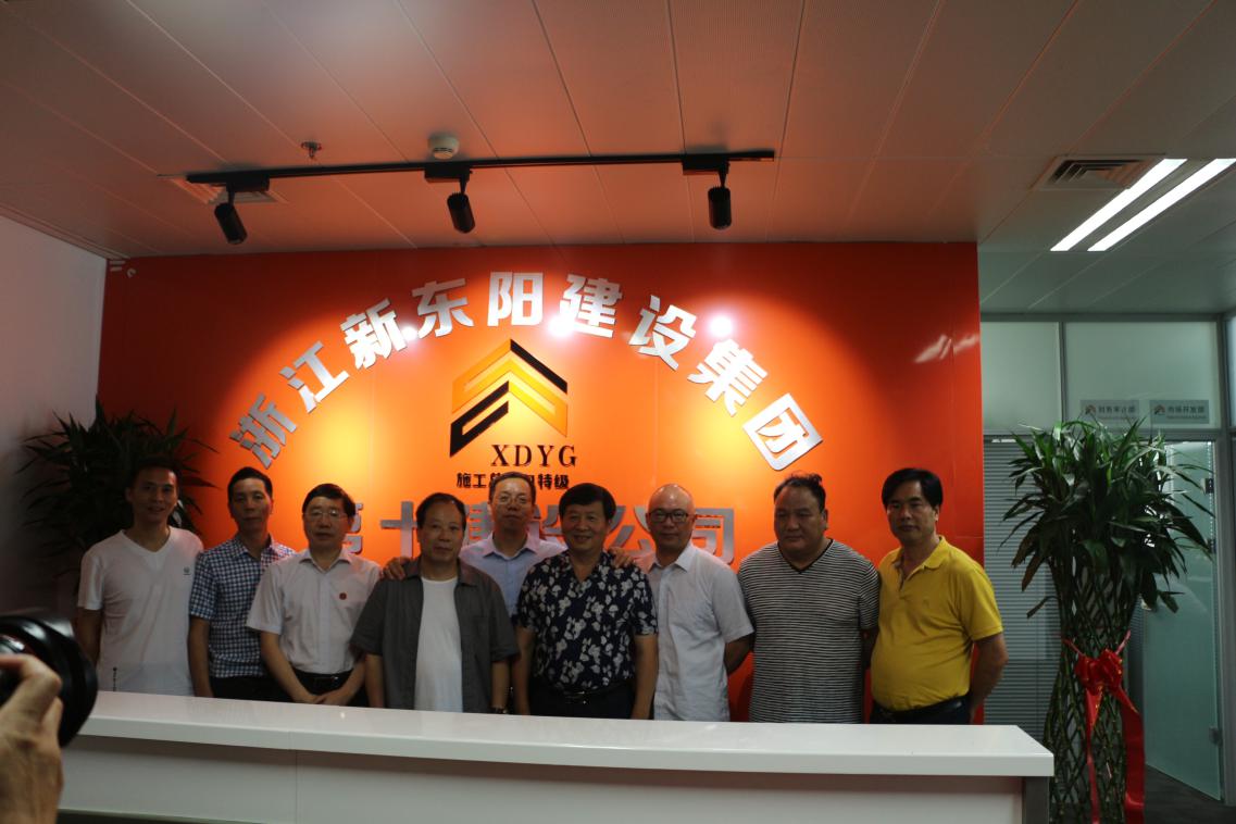 久久久www成人免费无遮挡大片