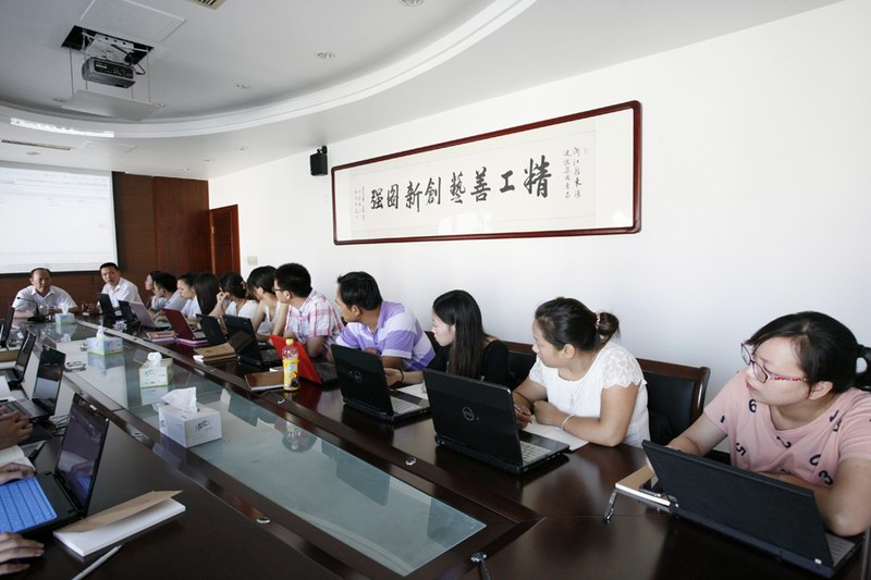 久久久www成人免费无遮挡大片