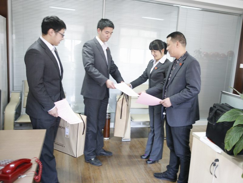 久久久www成人免费无遮挡大片