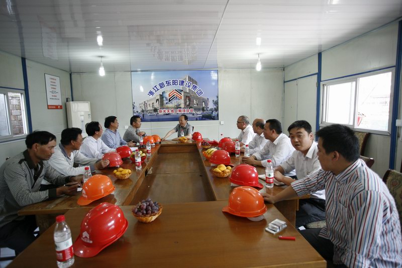 久久久www成人免费无遮挡大片
