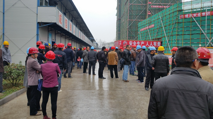久久久www成人免费无遮挡大片
